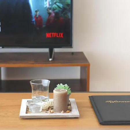 Cozy Mit Sonnenterrasse, Ofen & Netflix Apartment *